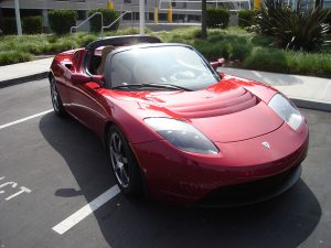 1200px-teslaroadster-front